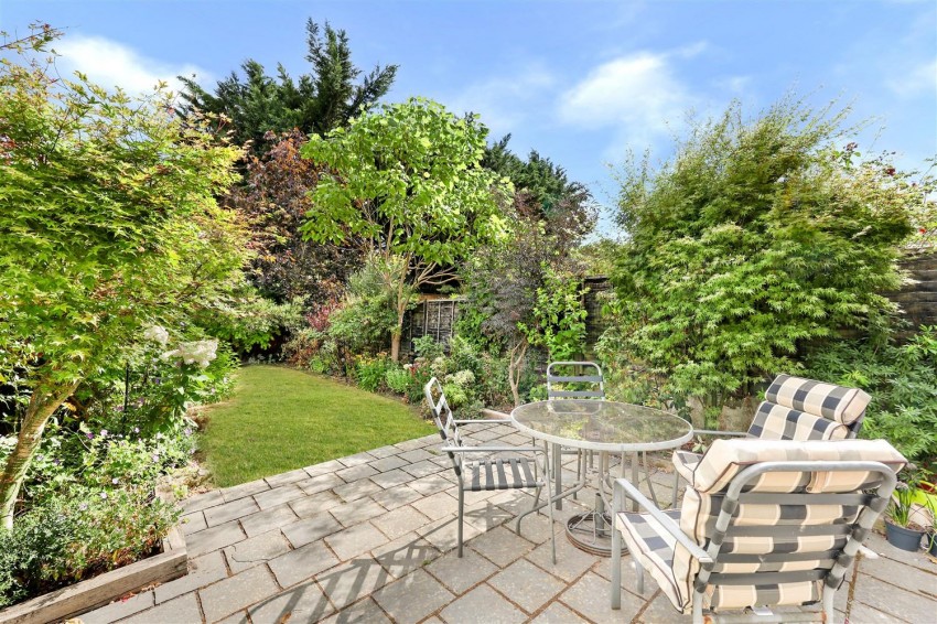 Images for Wood Mead, Epping