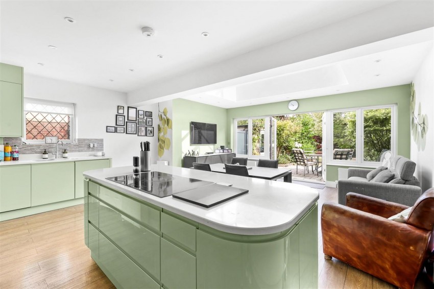 Images for Wood Mead, Epping